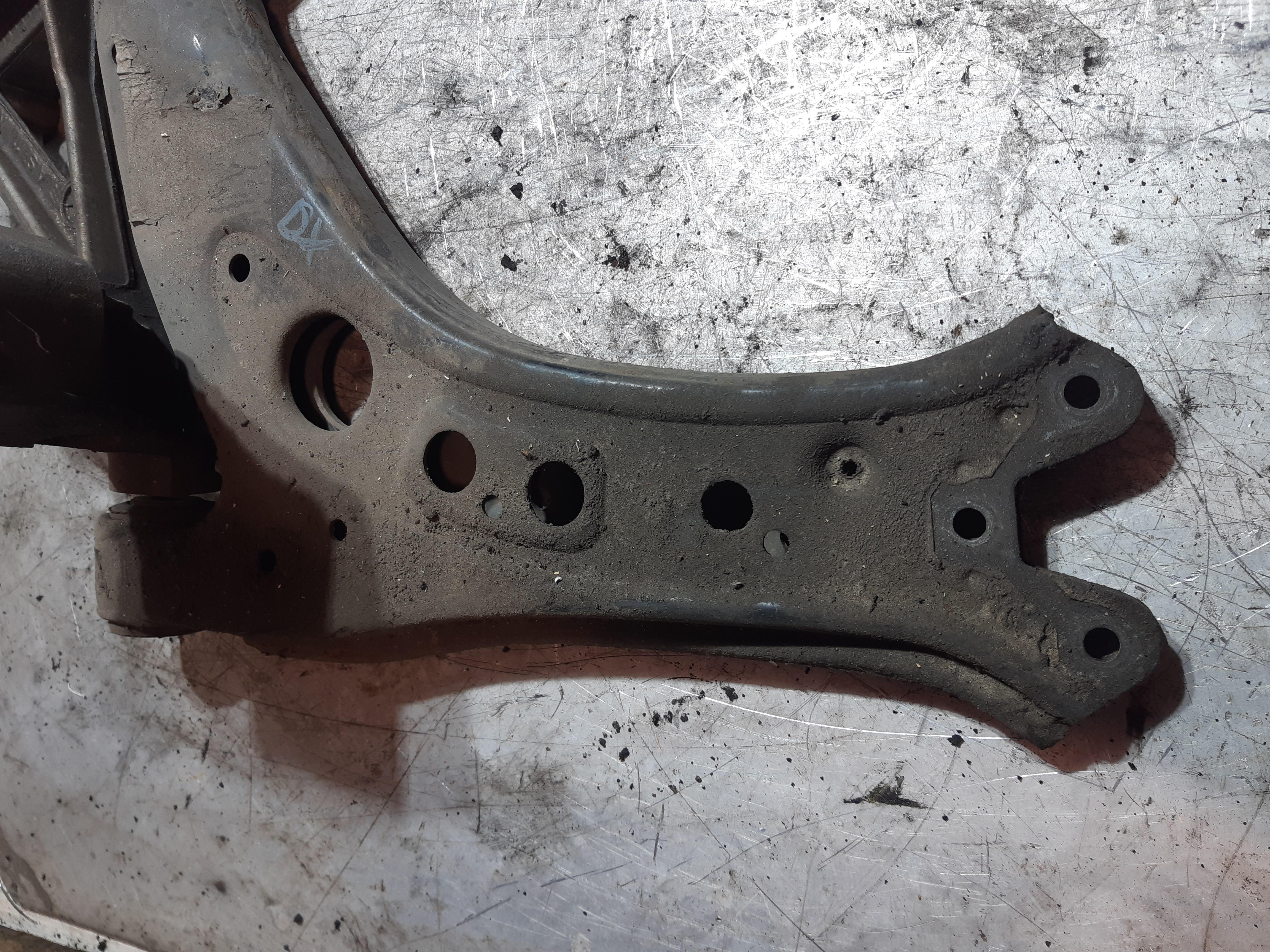 TRAPEZIO ANTERIORE DESTRO VW FOX 1.0B 3 CILINDRI MECC3522