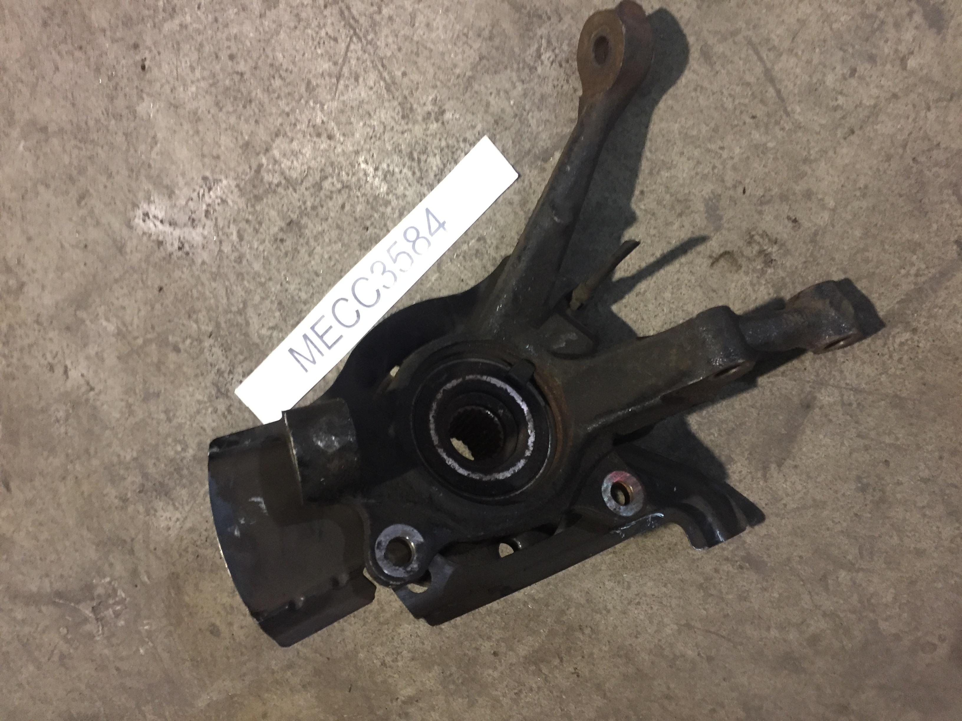 MOZZO ANTERIORE SINISTRO  FIAT 500 MECC5384