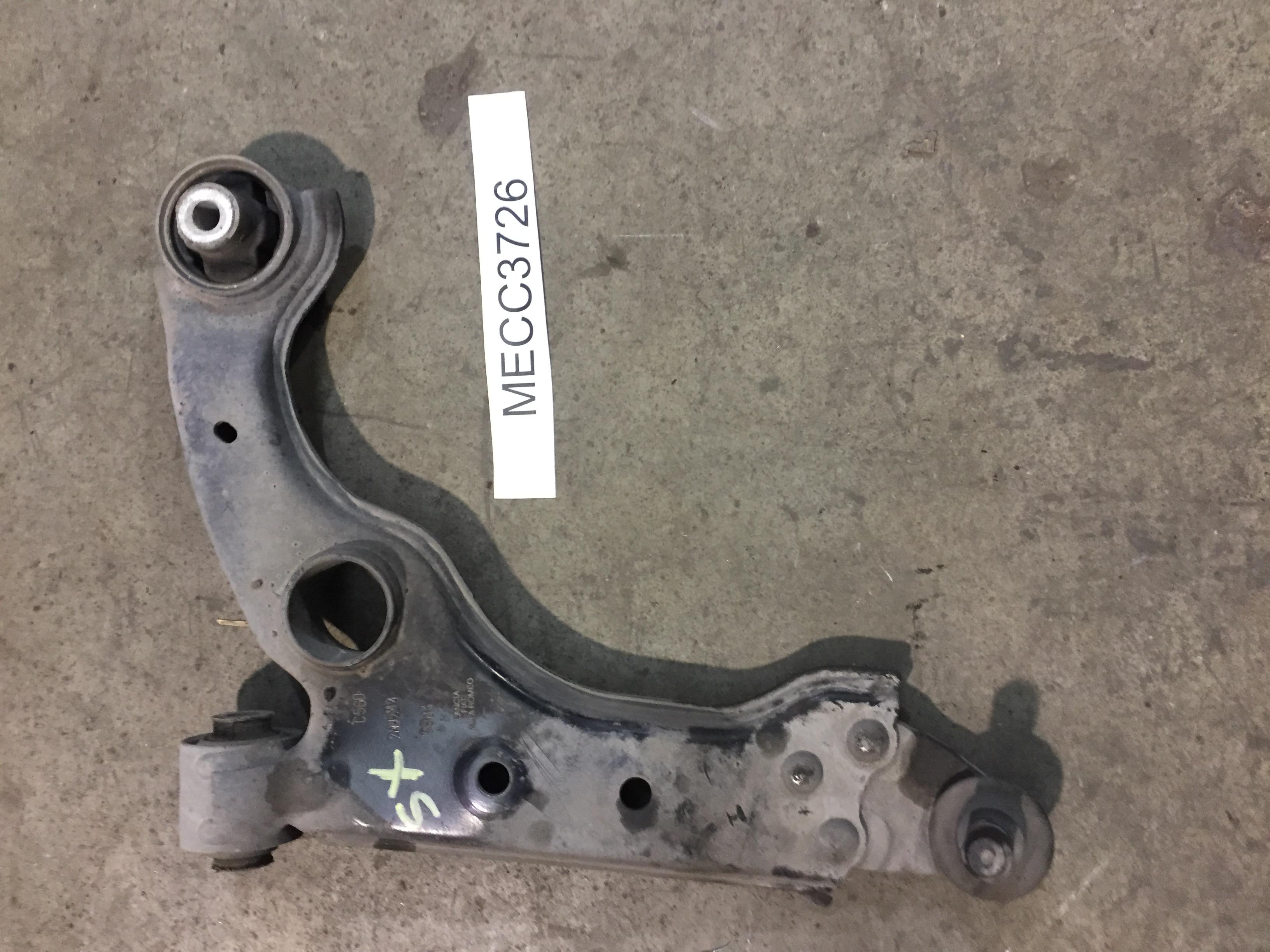 TRAPEZIO ANTERIORE SINISTRO ALFA ROMEO GIULIETTA 1.6MJ 2013 MECC3726