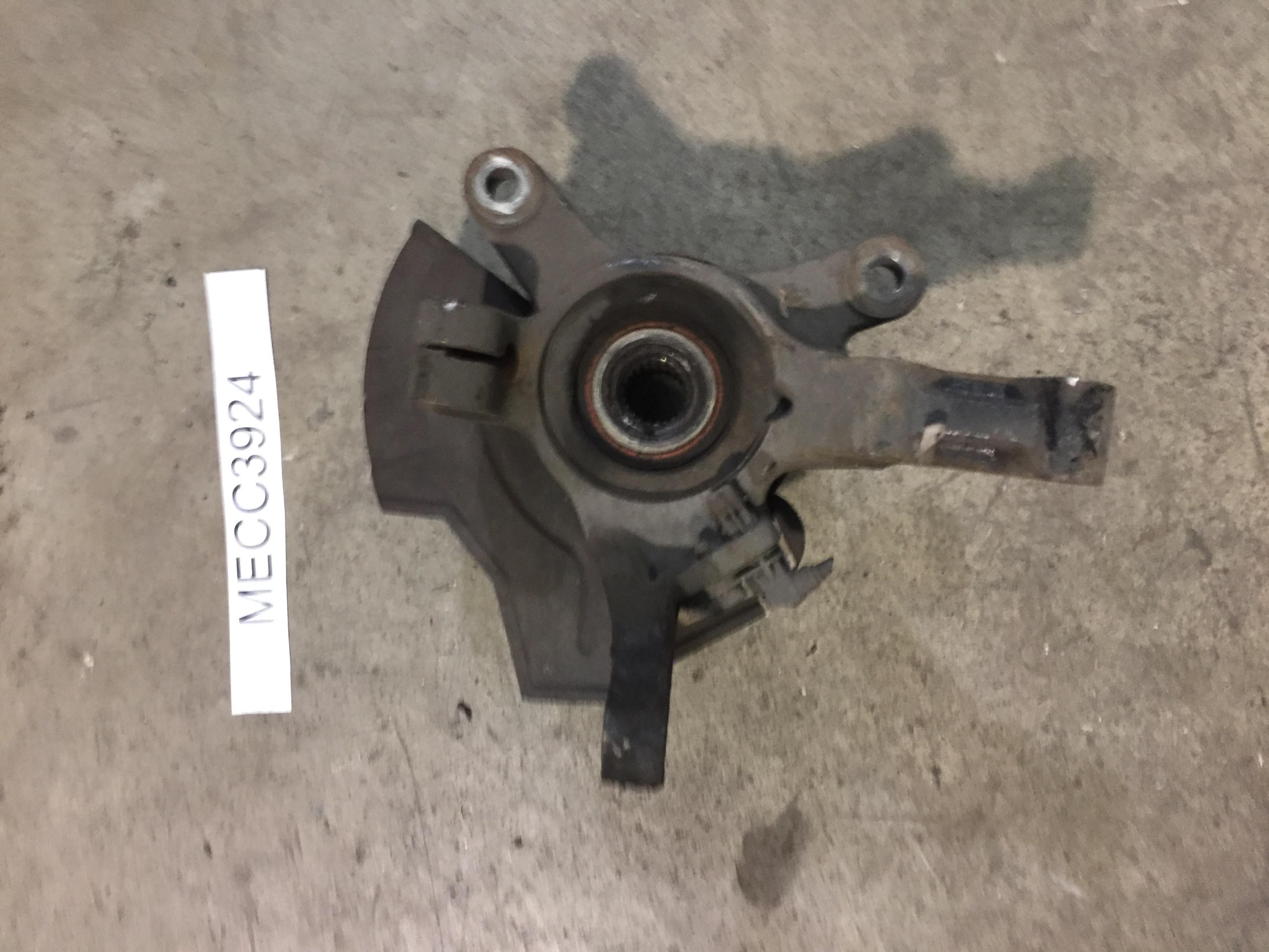 MOZZO ANTERIORE DESTRO CHEVROLET SPARK 1.0B MECC3924