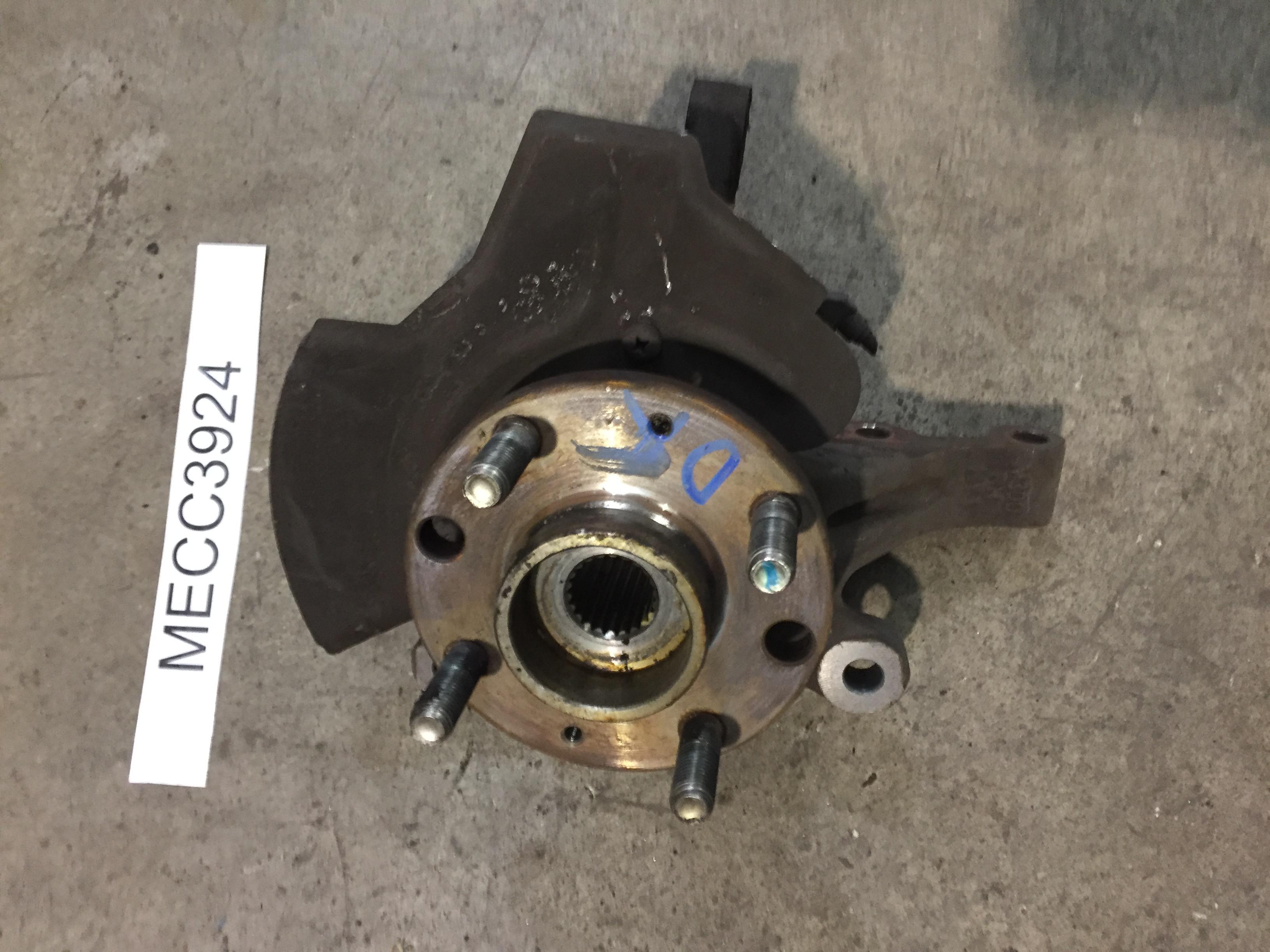 MOZZO ANTERIORE DESTRO CHEVROLET SPARK 1.0B MECC3924