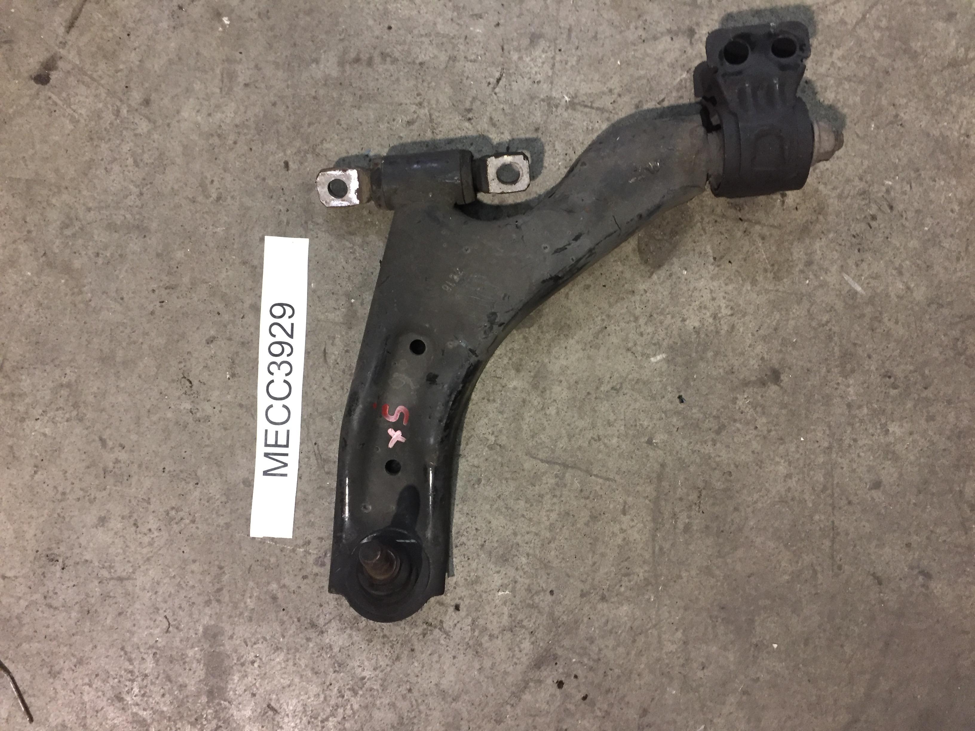 TRAPEZIO ANTERIORE SINISTRO CHEVROLET SPARK 1.0B MECC3929