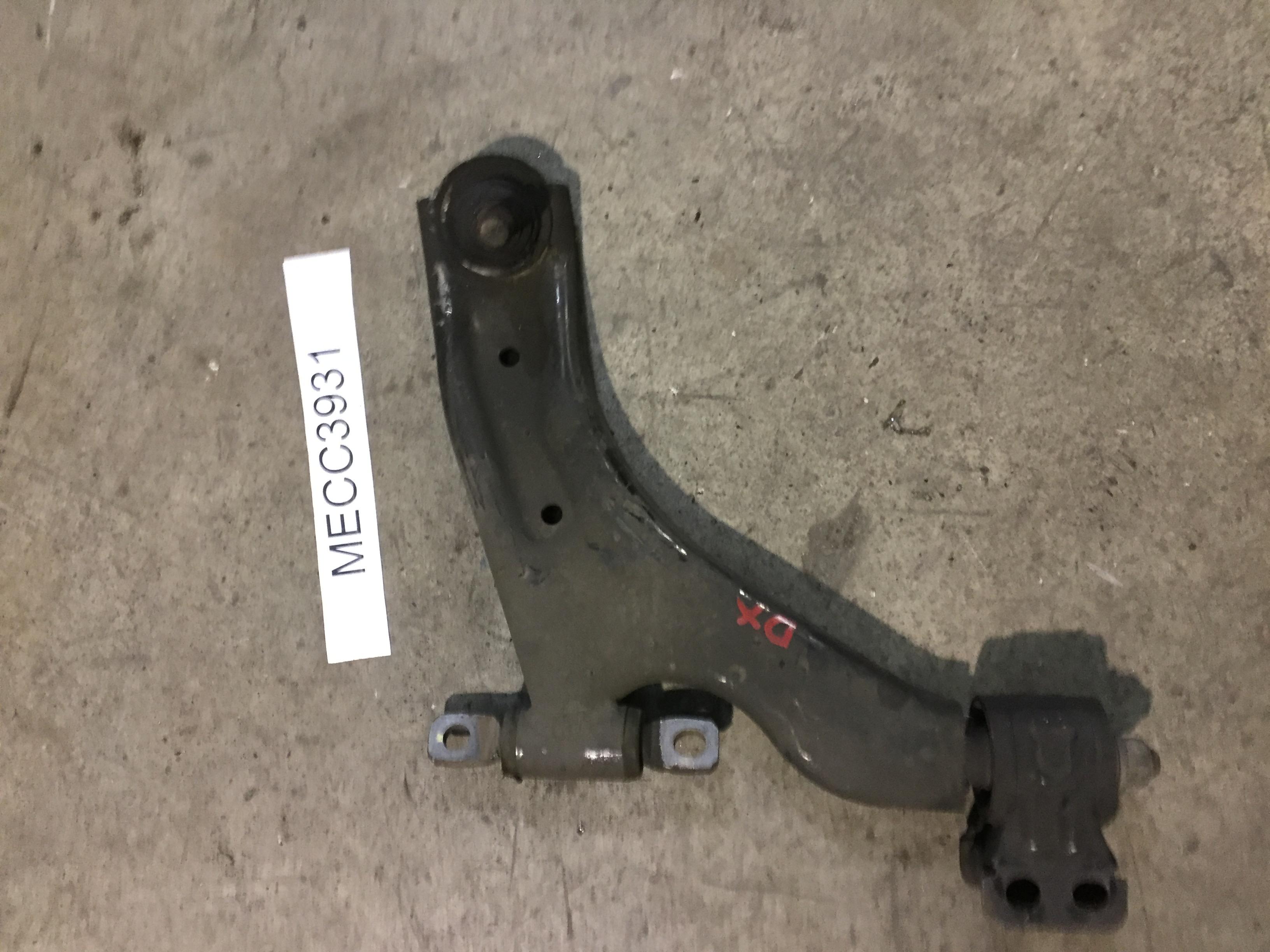 TRAPEZIO ANTERIORE DESTRO CHEVROLET SPARK 1.0B MECC3931