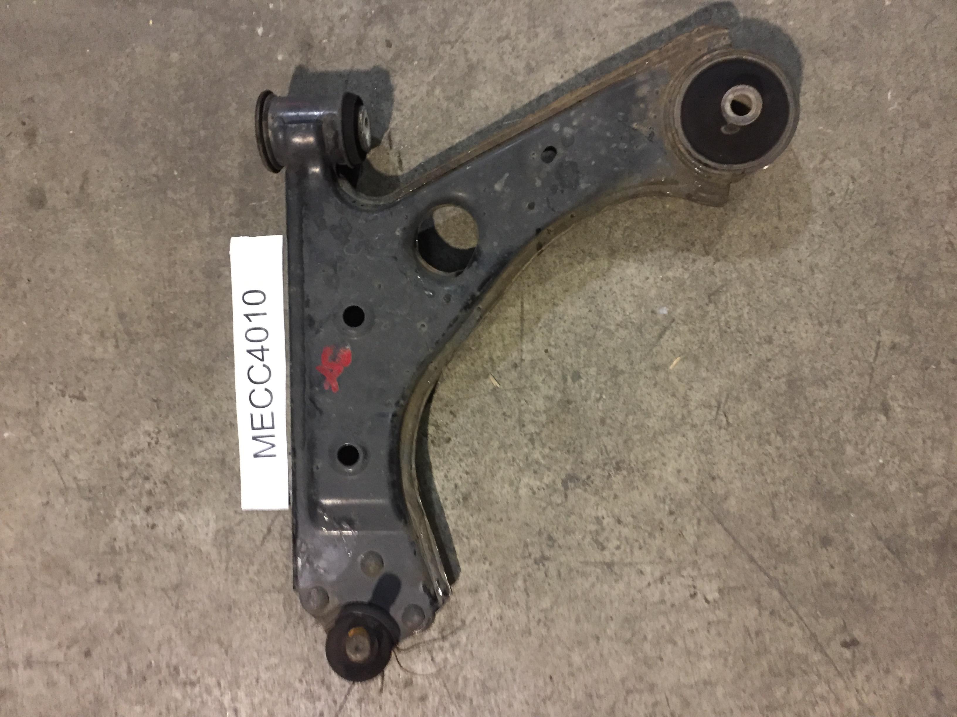 TRAPEZIO ANTERIORE SINISTRO OPEL CORSA 1.2B 2010 MECC4010