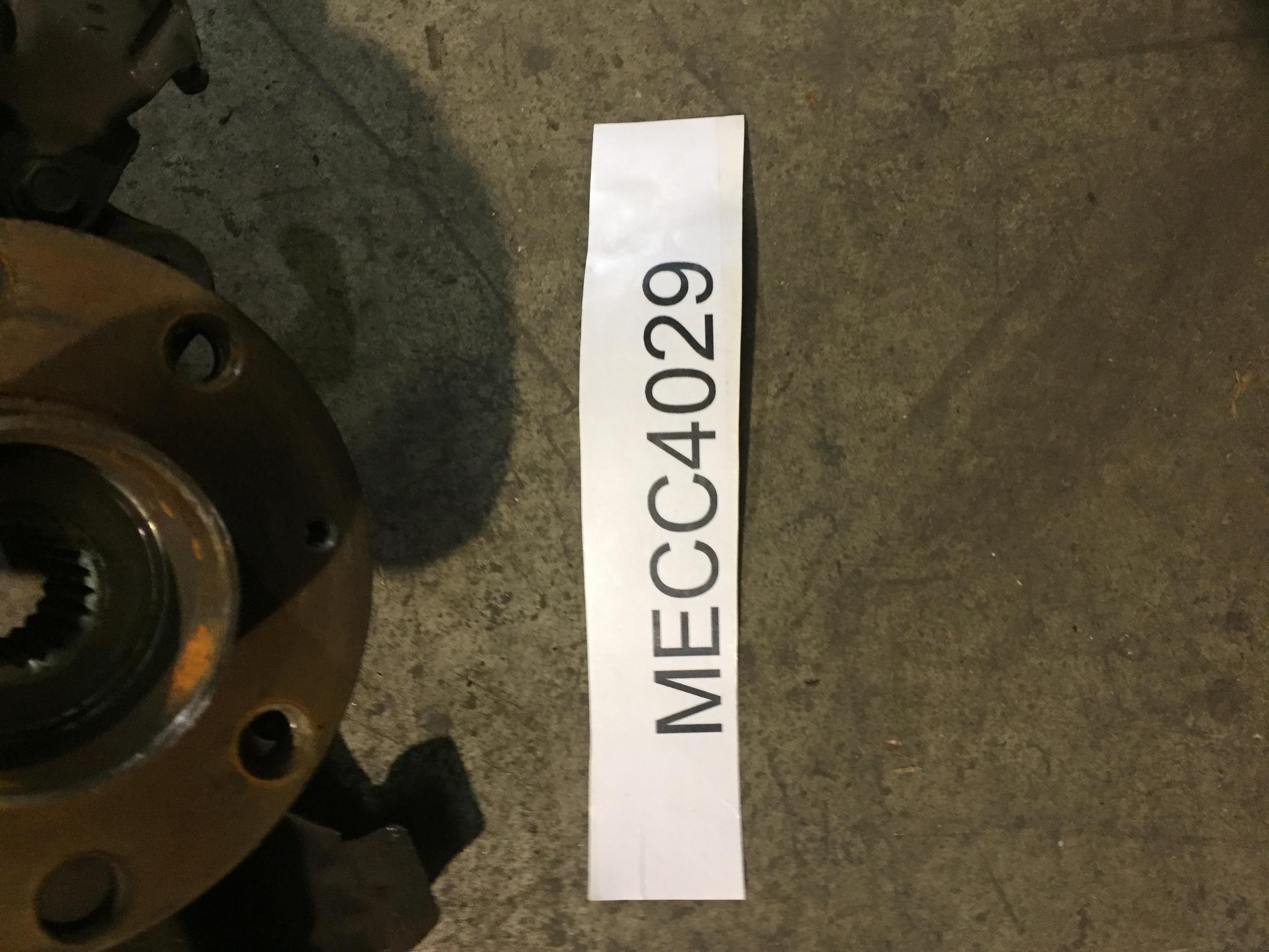 MOZZO ANTERIORE DESTRO OPEL CORSA 1.2B 2010 MECC4029