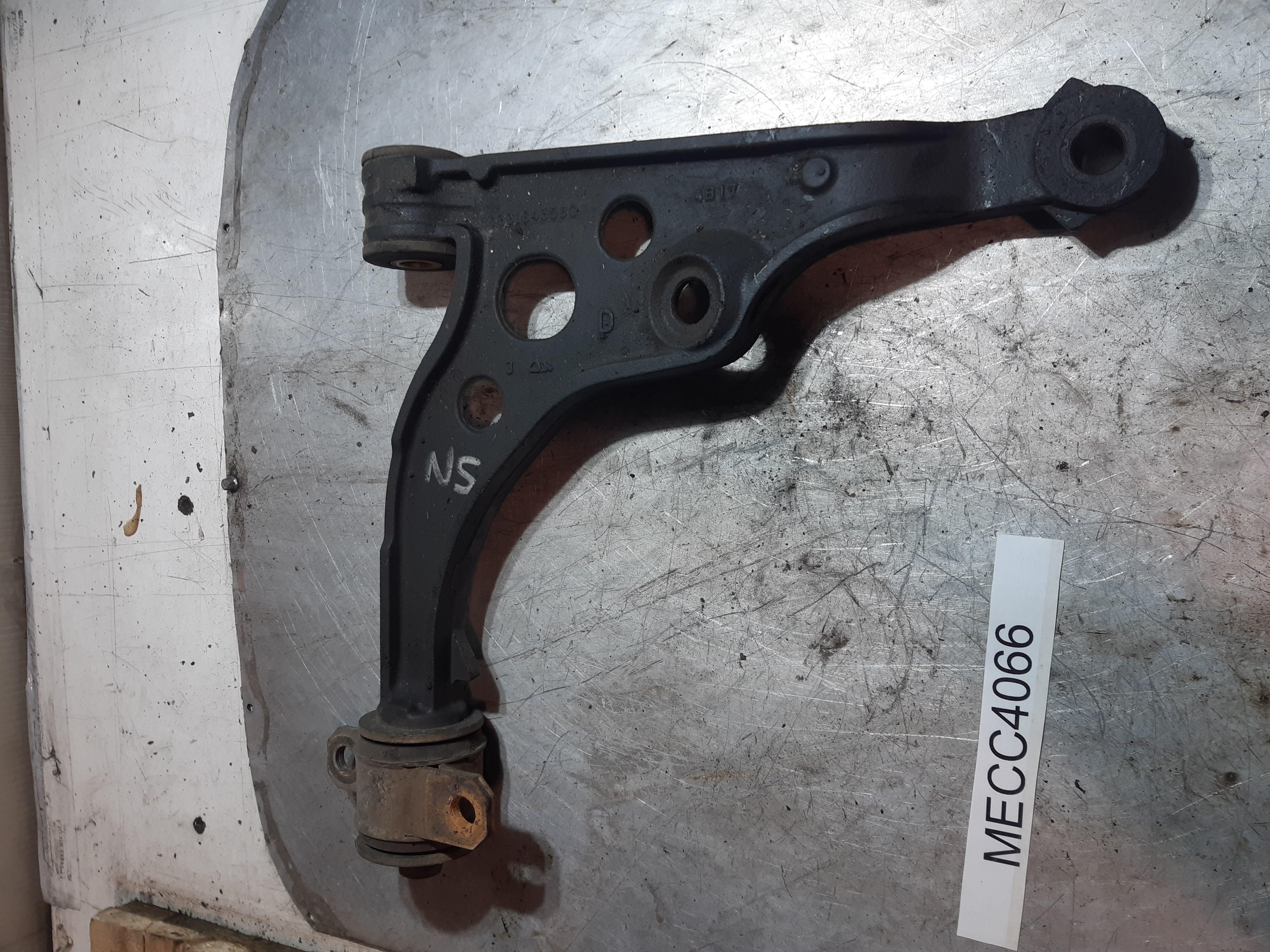 TRAPEZIO ANTERIORE SINISTRO FIAT DUCATO 2.8JTD MECC4066