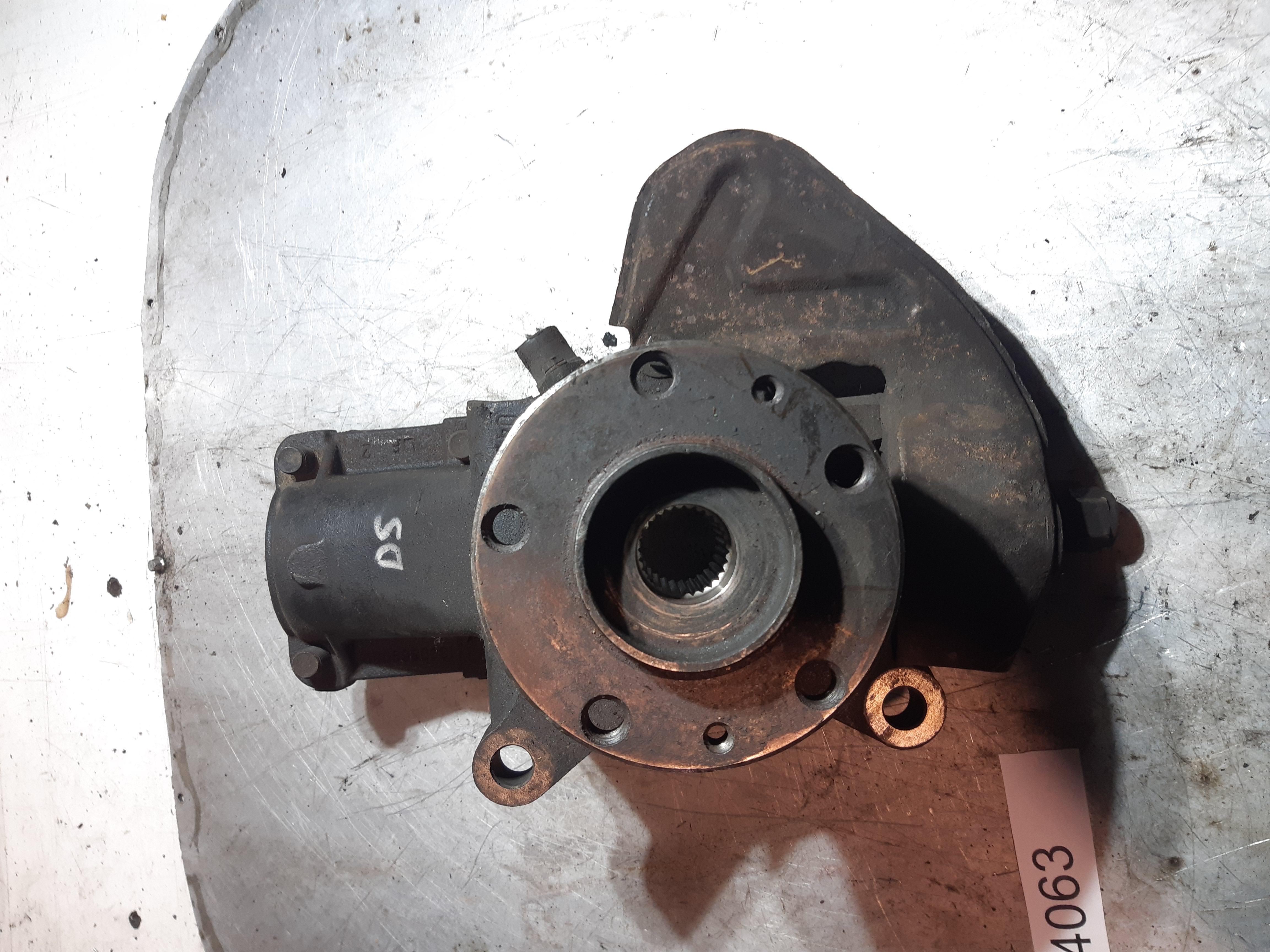 MOZZO ANTERIORE DESTRO FIAT DUCATO 2.8JTD MECC4063