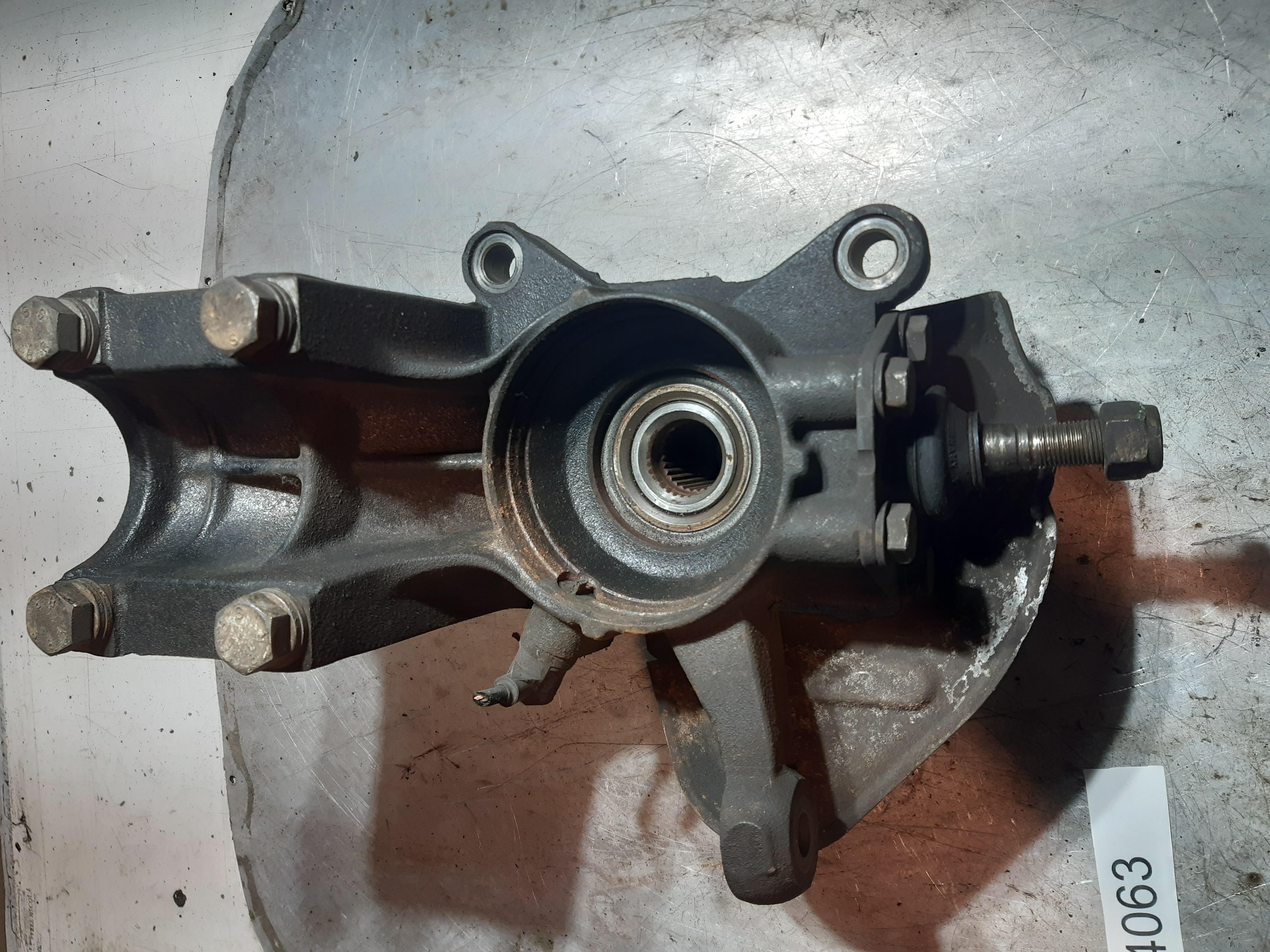 MOZZO ANTERIORE DESTRO FIAT DUCATO 2.8JTD MECC4063