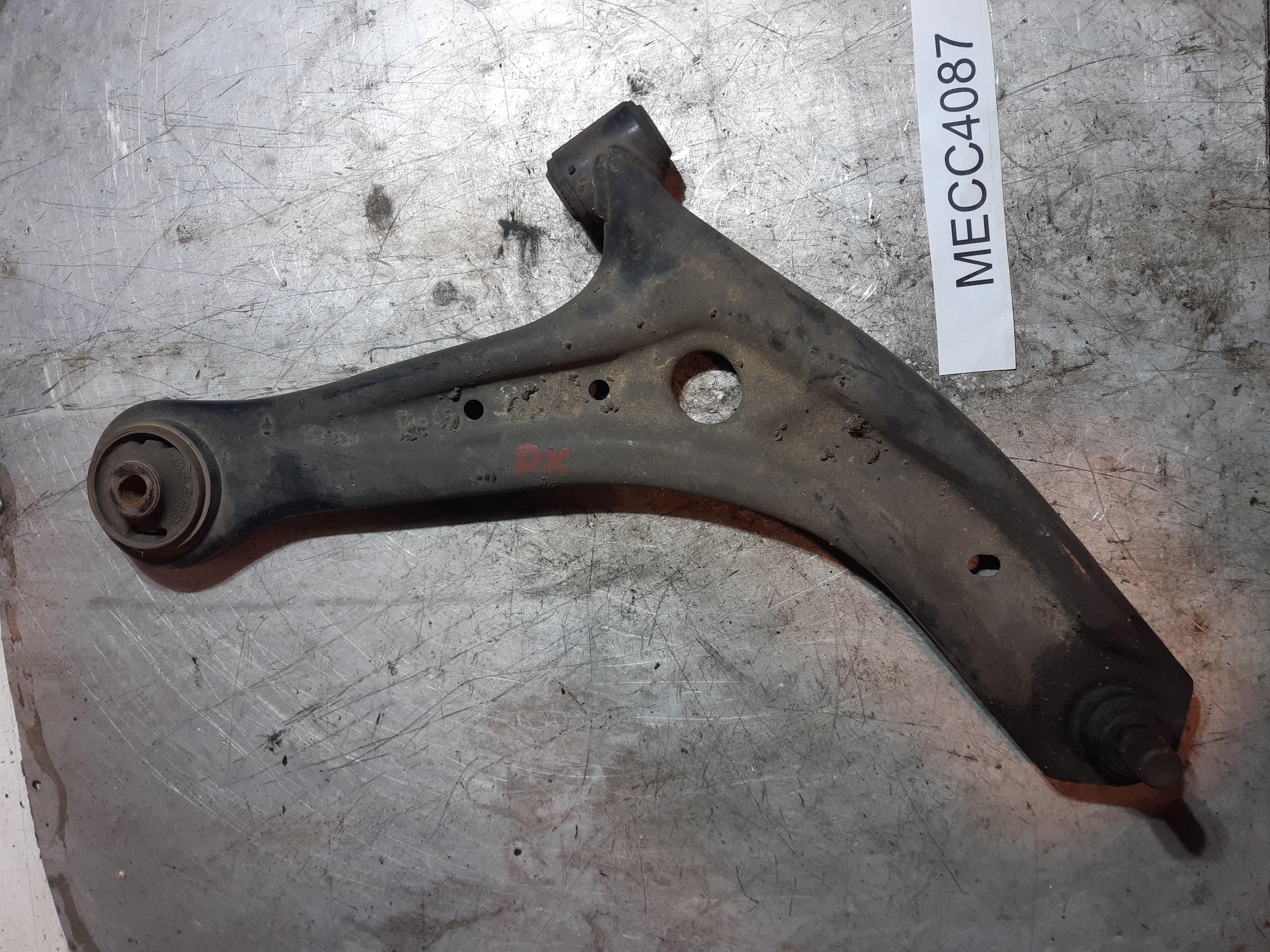 TRAPEZIO ANTERIORE DESTRO MAZDA 2 1.3B 2007 MECC4087