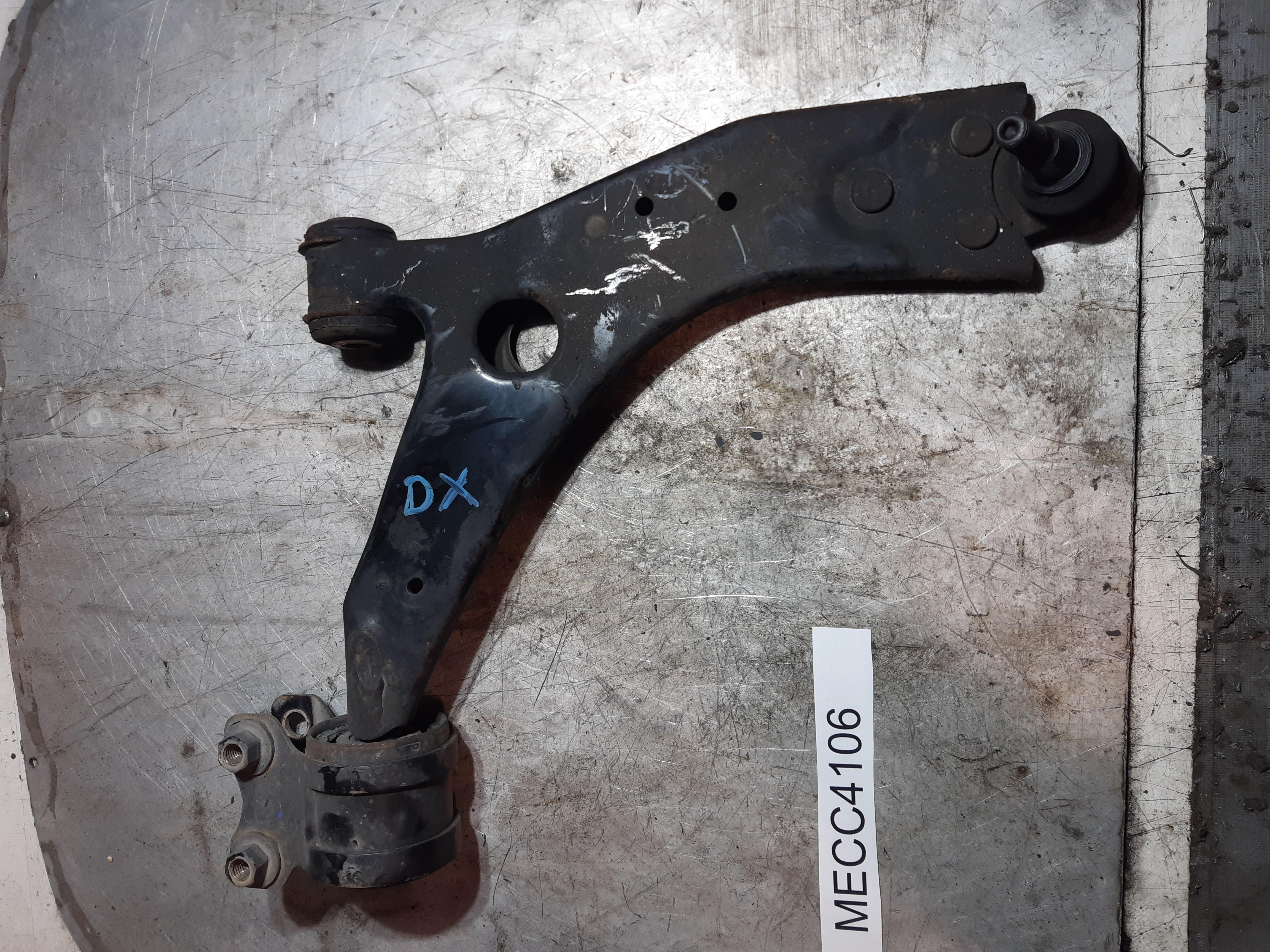 TRAPEZIO ANTERIORE DESTRO FORD FOCUS 1.8TDCI 2008 MECC4106