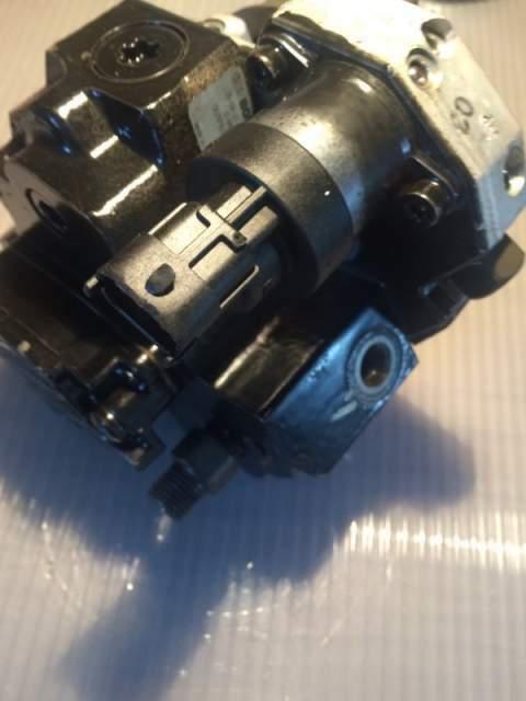 Pompa iniezione jeep cherokee 2.8 CRD BOSCH 0445010084