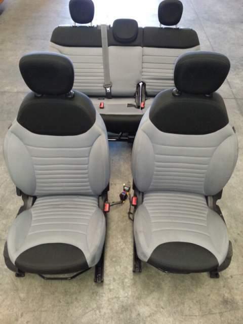 Interno in tessuto grigio/nero per Fiat 500L 2015