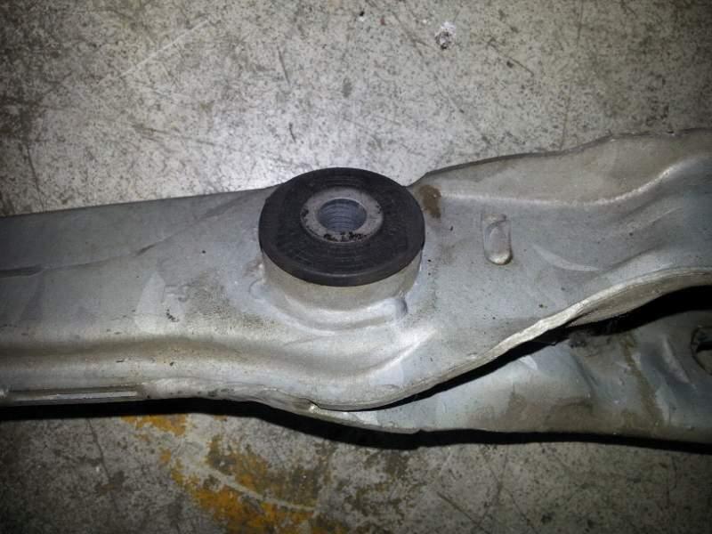 Braccio oscillante posteriore dx inf per Alfa romeo Giulietta 1.4 trb