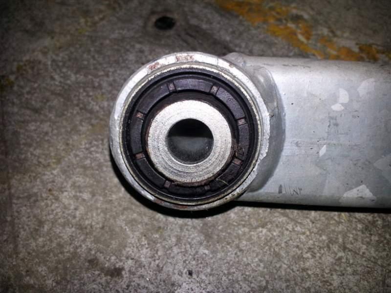 Braccio oscillante posteriore dx inf per Alfa romeo Giulietta 1.4 trb