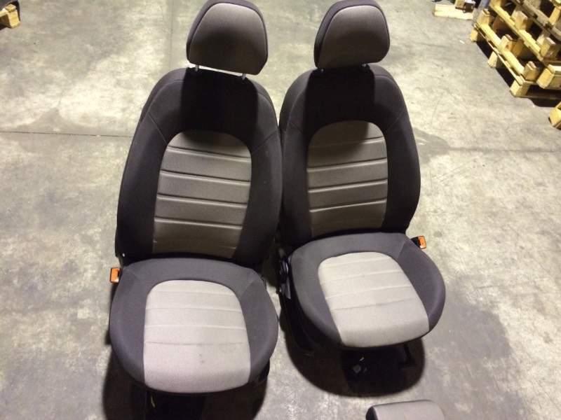 Interno in tessuto completo con airbag per Fiat bravo 2015