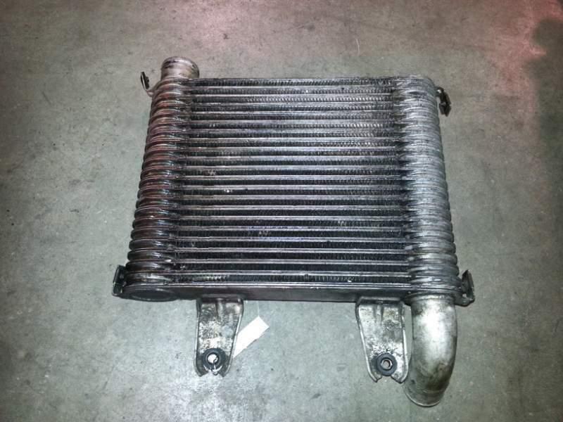 Radiatore intercooler usato Kia carnival 2.9 crd