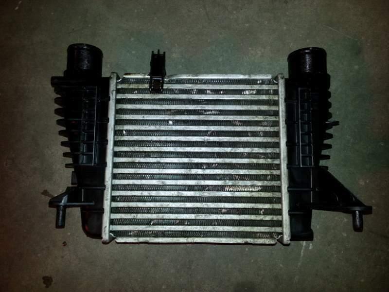 Radiatore intercooler usato Renault Clio 3^ serie 1.5 dci