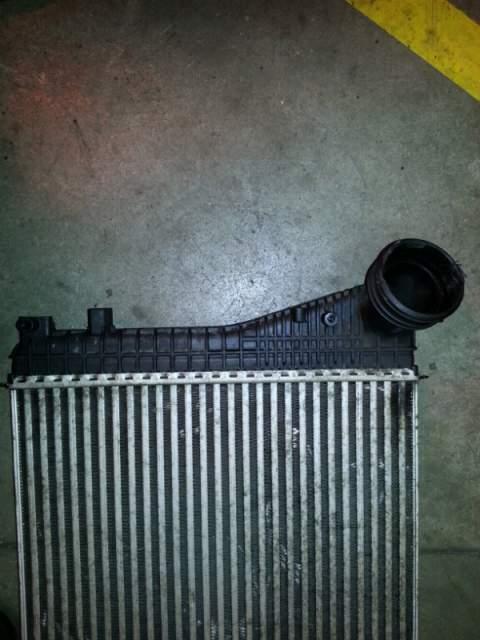 Radiatore intercooler usato Audi A3 2.0 tdi 2006