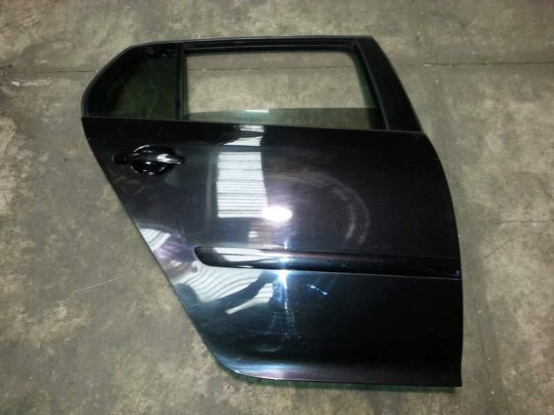 Portiera post dx Vw golf 5 2.0 tdi del 2005 nera