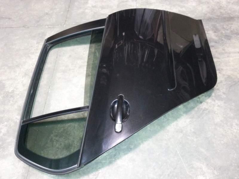 Portiera post dx Vw golf 5 2.0 tdi del 2005 nera