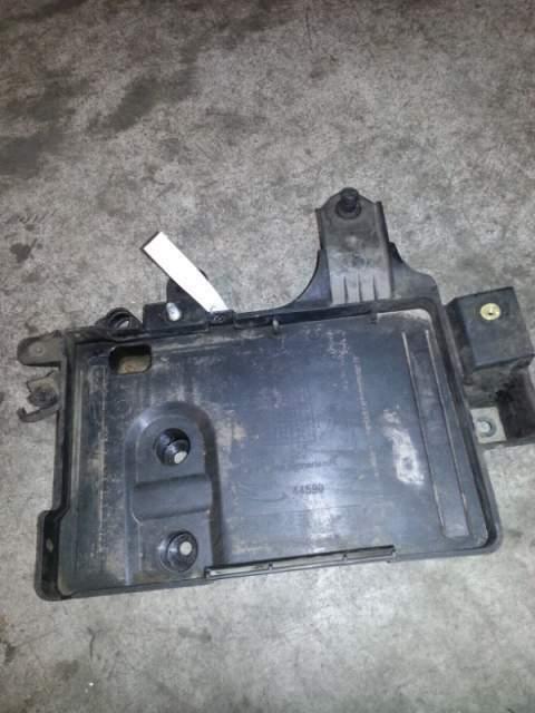 Vaschetta porta batteria Mitsubishi Colt 1.3 Benz Cz3 del 2008