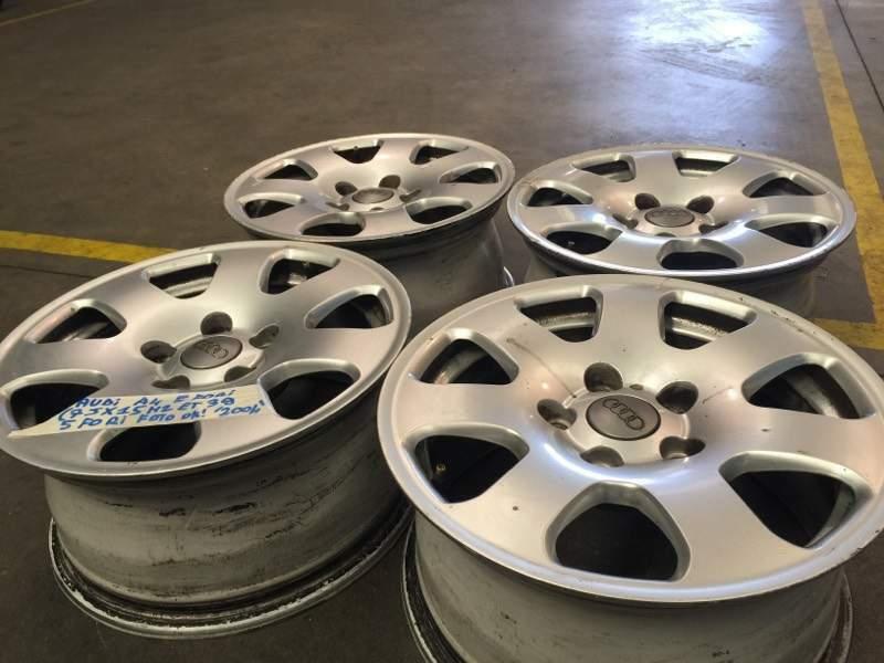 4 cerchi Audi A4 R.15 IN LEGA 5 FORI