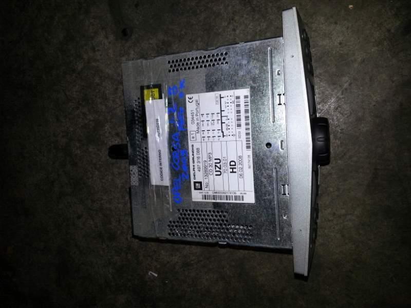 Autoradio cd/mp3 per opel corsa 1.2 benz del 2009