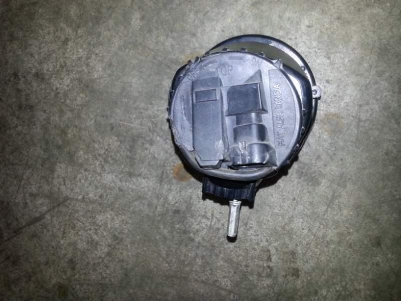 Faro fendinebbia ant dx per Fiat panda 1.2 benz del 2008