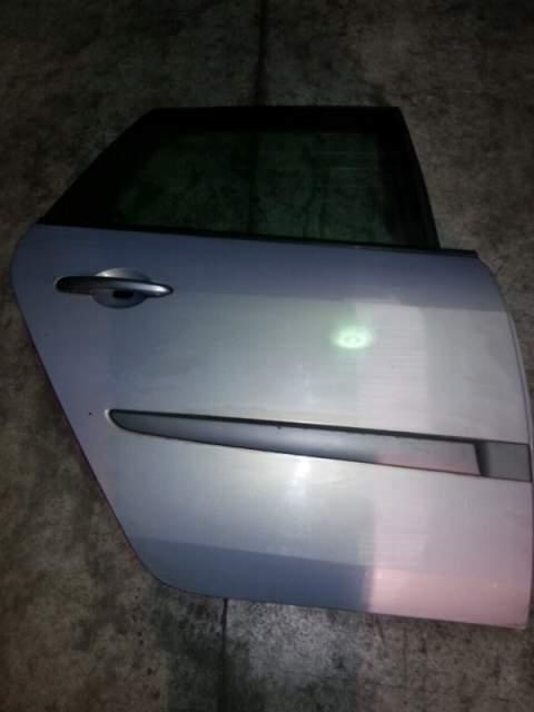 Portiera post dx per Renault scenic 1.9 DCI del 2003