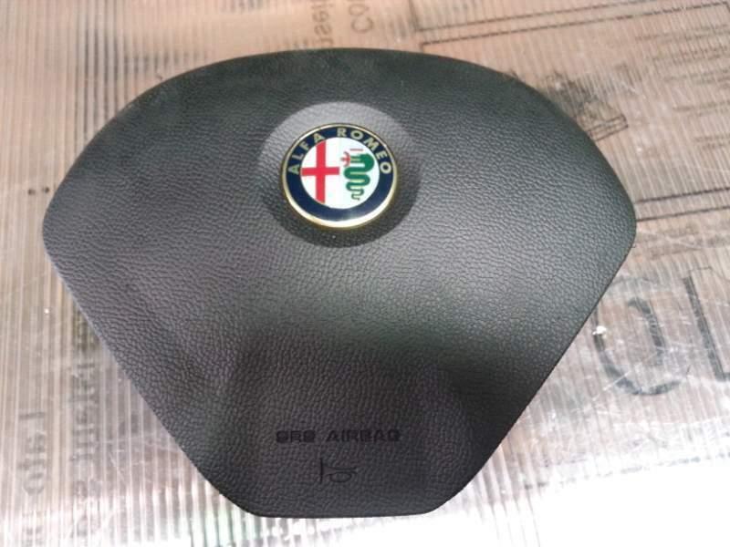 Airbag volante usato Alfa romeo giulietta 1.4 tb del 2012